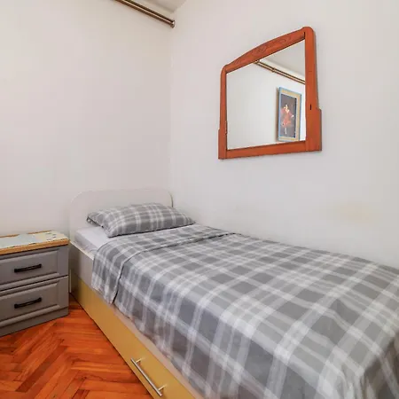 Leonarda Appartement Jadranovo