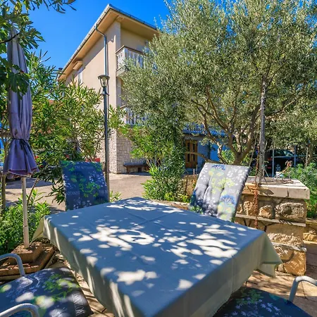 Appartement Leonarda *