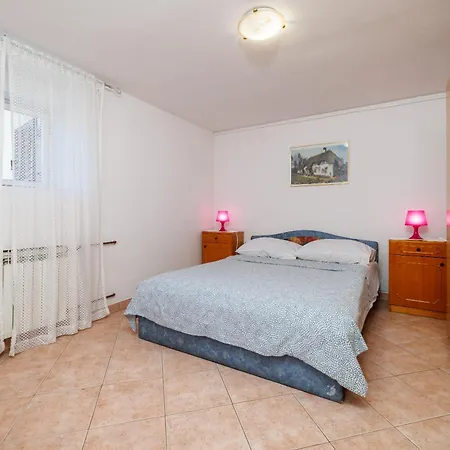 Leonarda Apartman *
